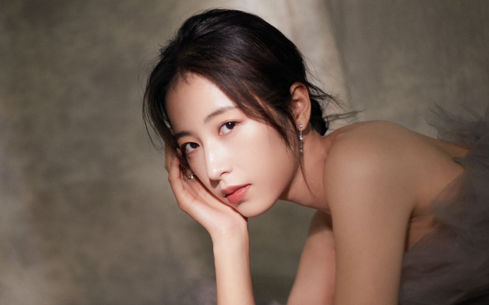 九游网-球员运营个人品牌工作室，退役后职业转型有保障，球员专属logo