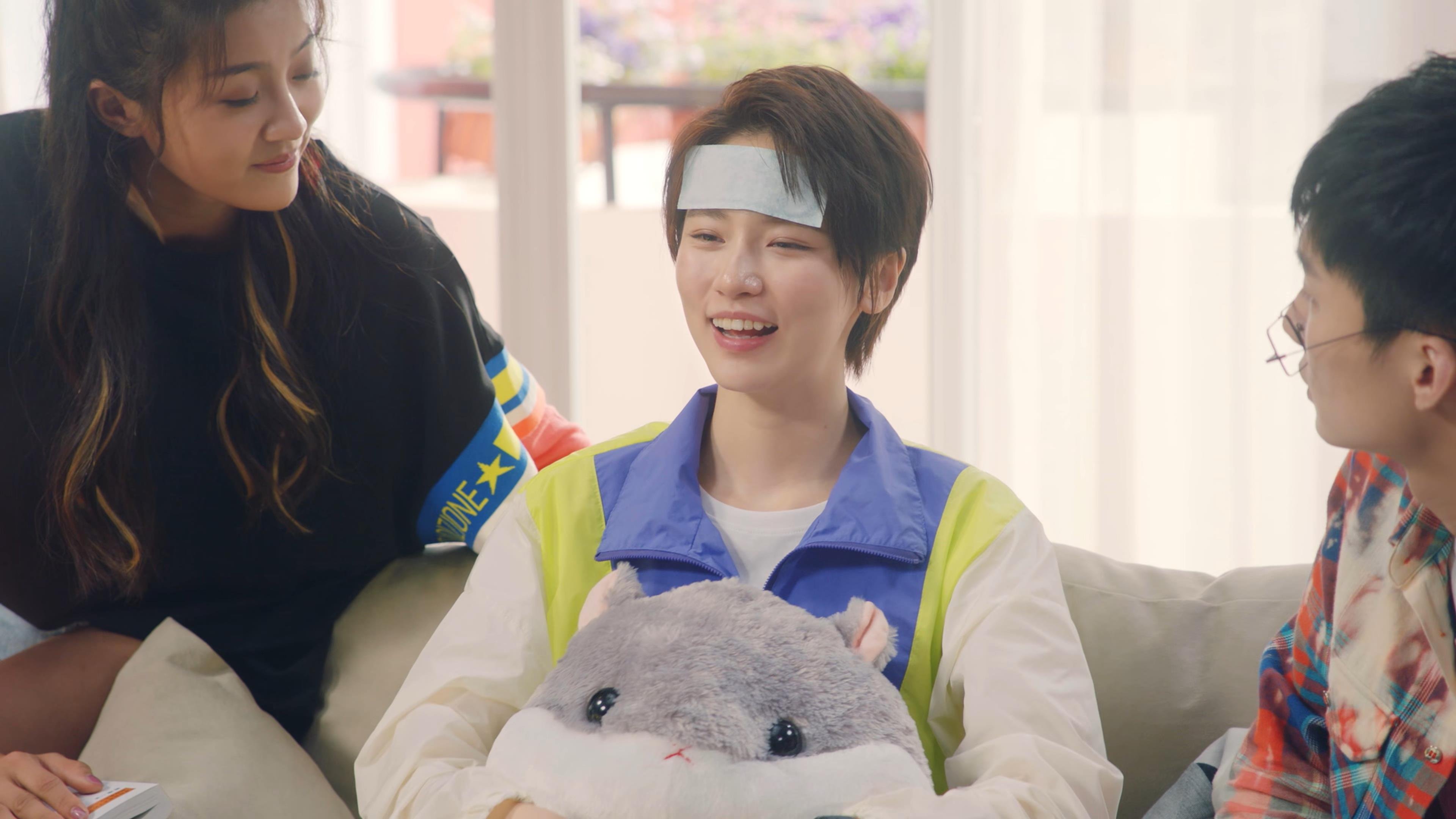 九游下载官网-跨界合作推动足球运动普及,体育与娱乐联动,足球运动员跨界